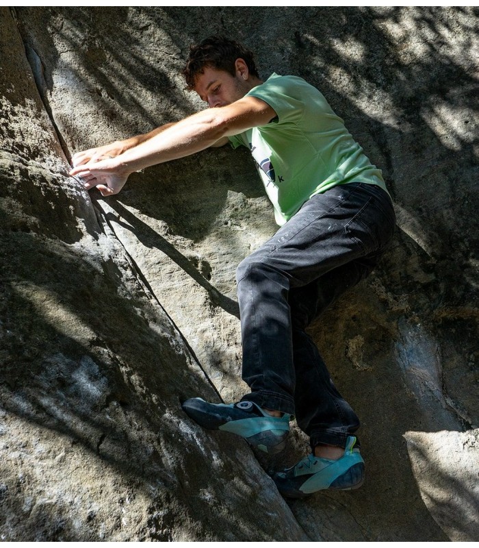 Roca Melanita men's climbing and trekking jeans